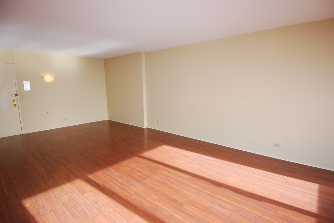 North Shore Towers Apt.