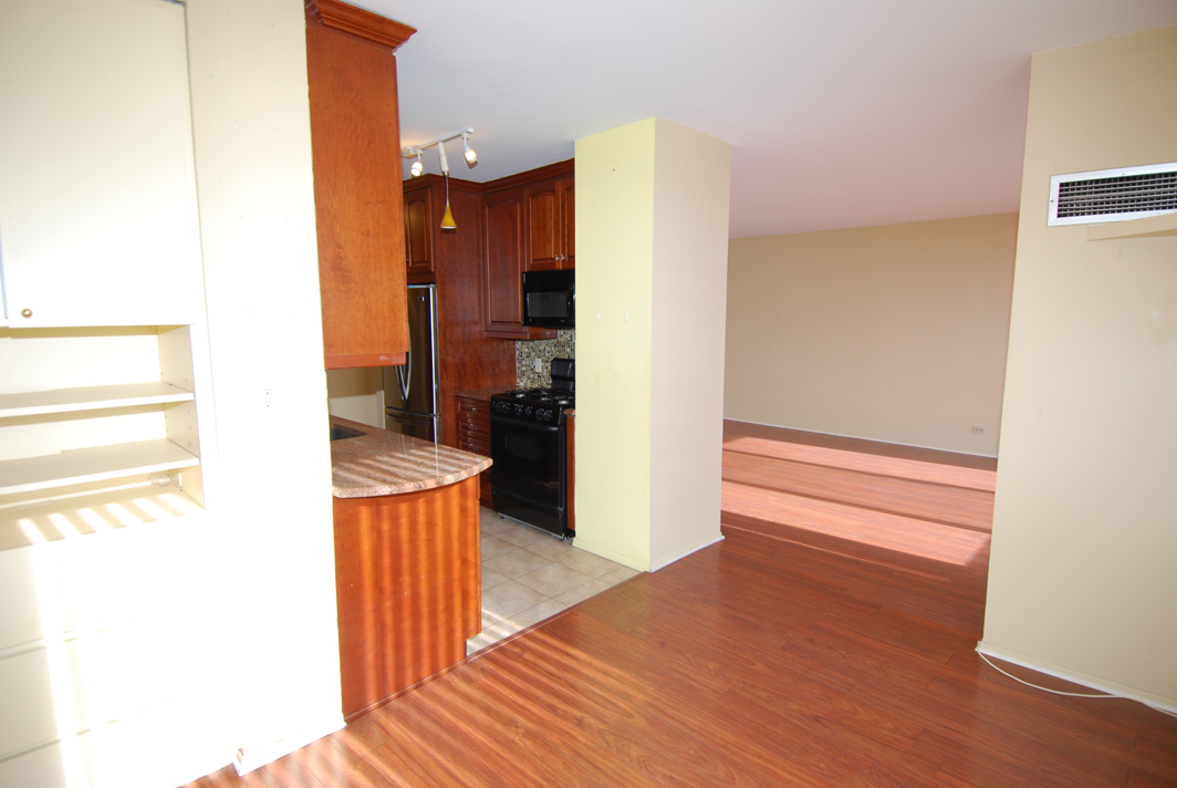 North Shore Towers Apt.