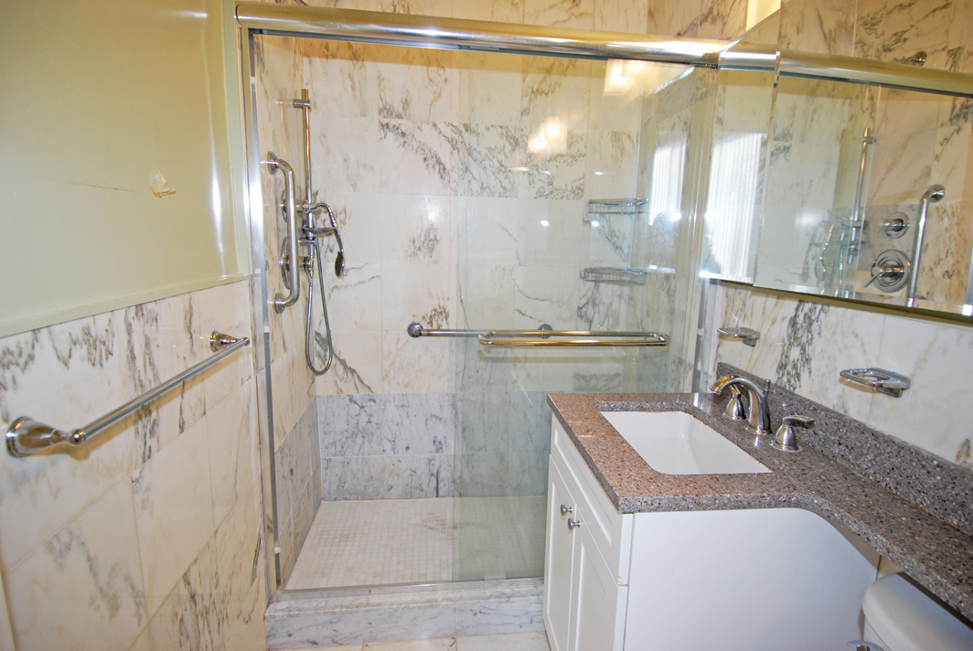 North Shore Towers Apt.