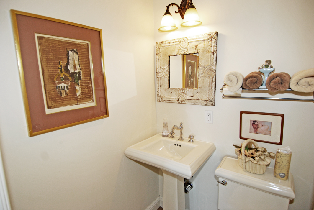 North Shore Towers Apt.