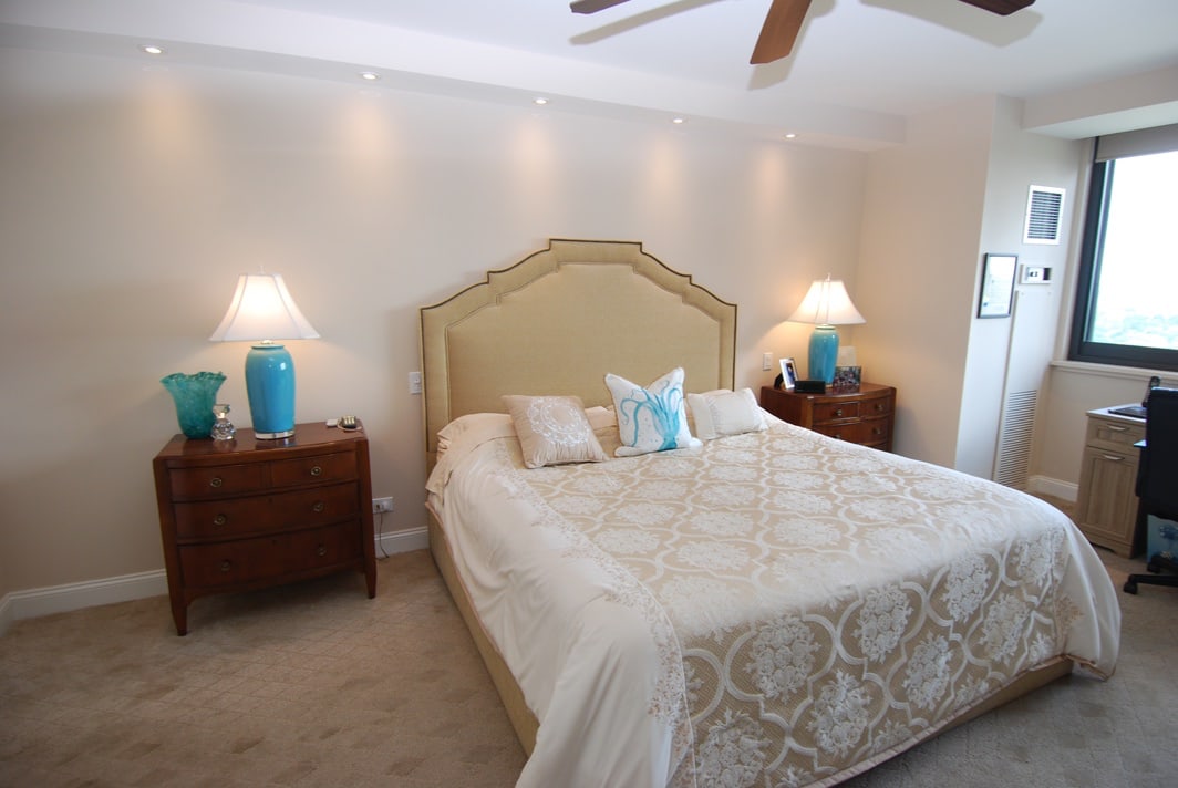 North Shore Towers Apt.