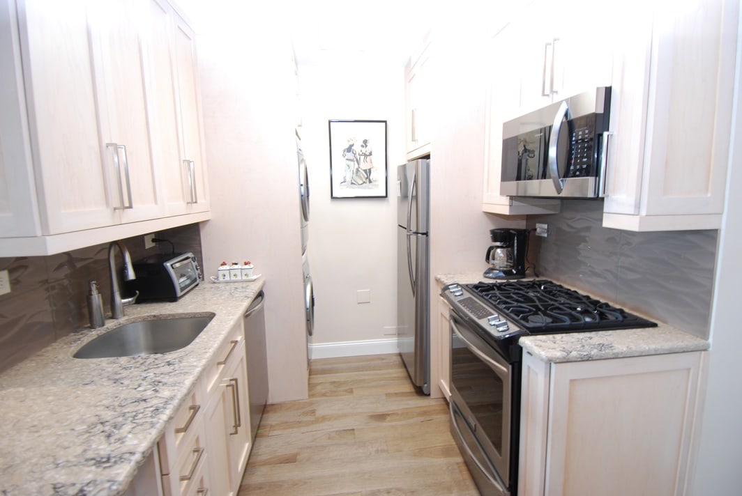 North Shore Towers Apt.