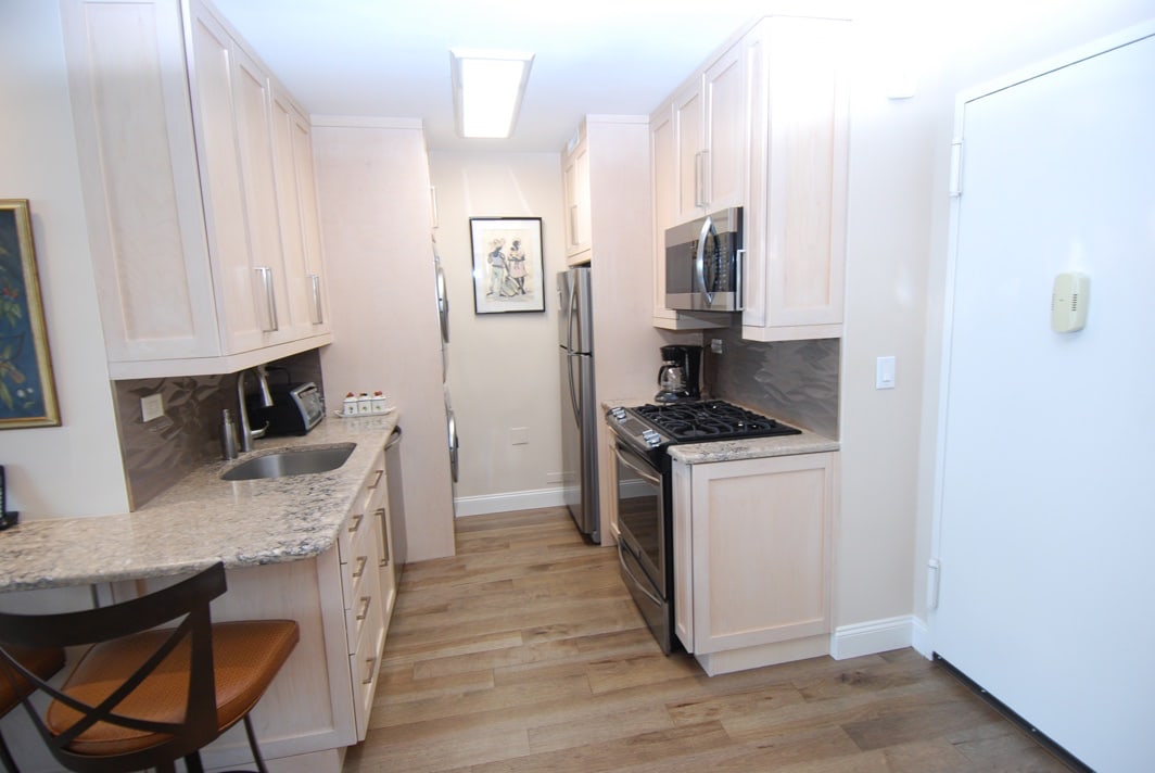 North Shore Towers Apt.