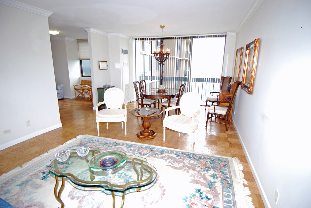 North Shore Towers Apt.