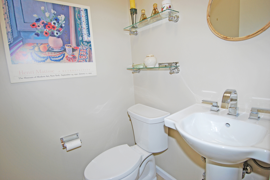 North Shore Towers Apt.