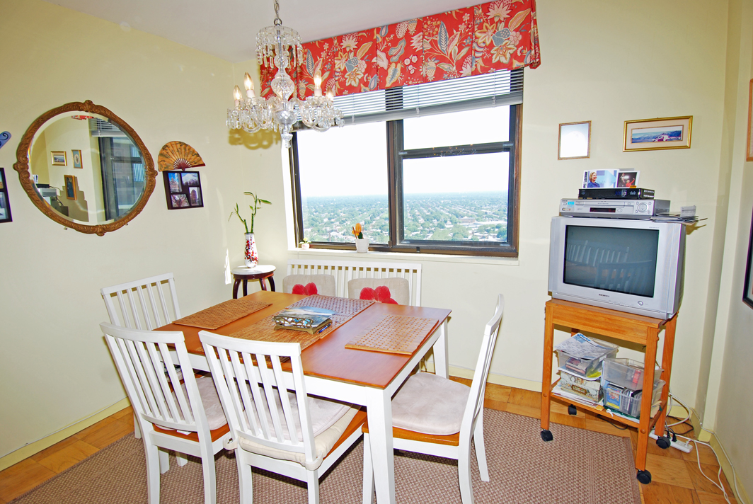 North Shore Towers Apt.