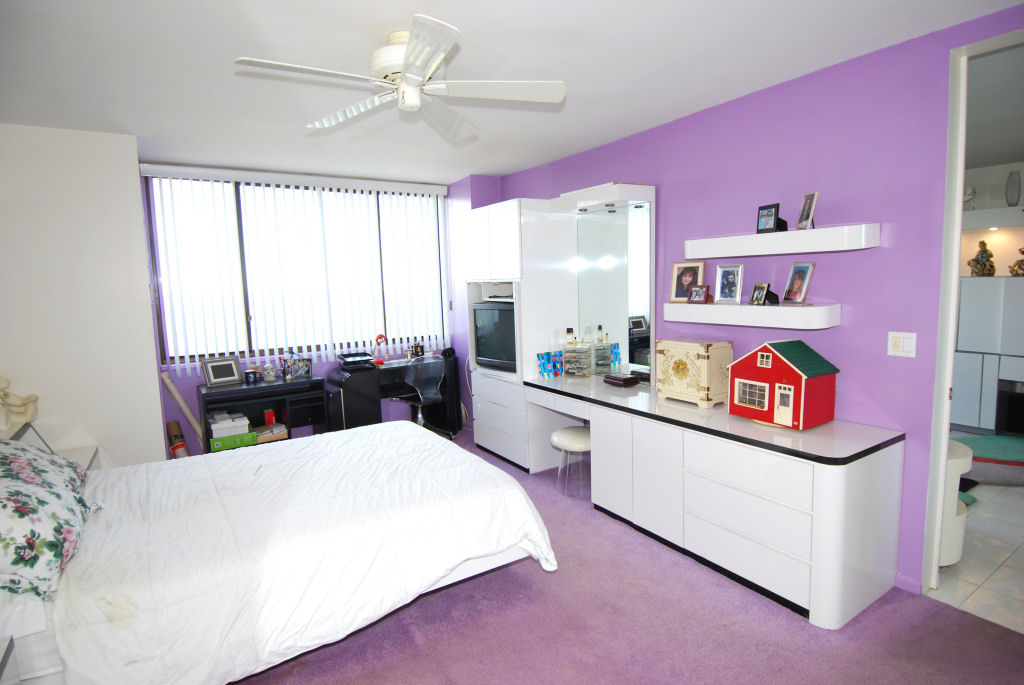 North Shore Towers Apt.