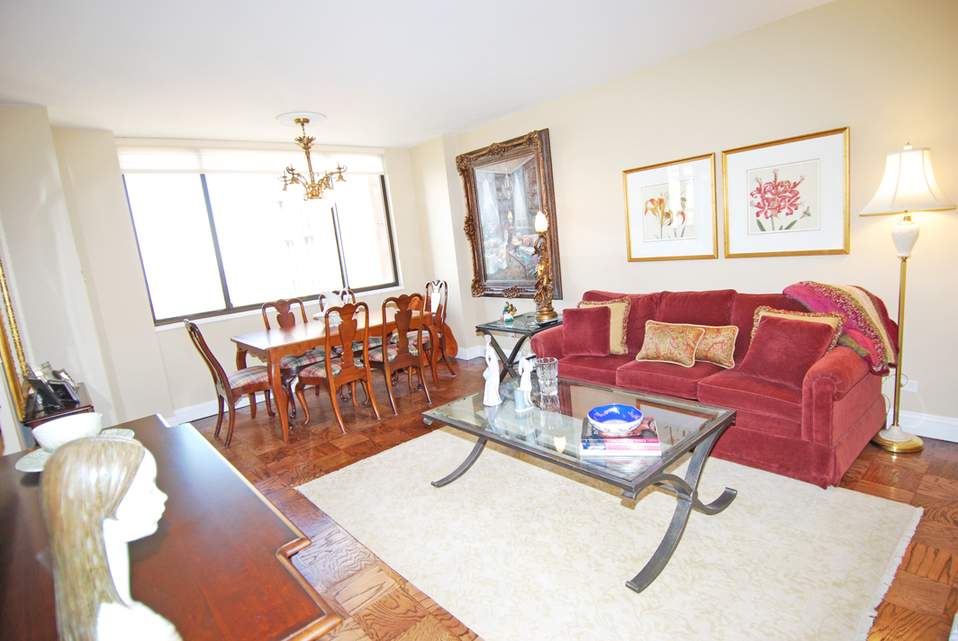 North Shore Towers Apt.