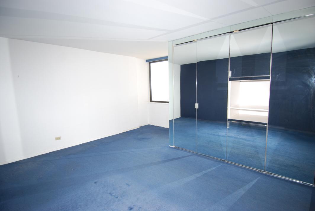 North Shore Towers Apt.