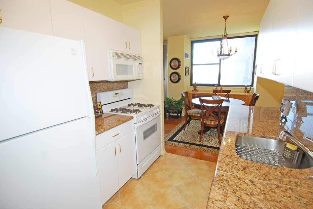 North Shore Towers Apt.