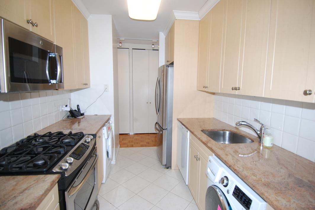 North Shore Towers Apt.