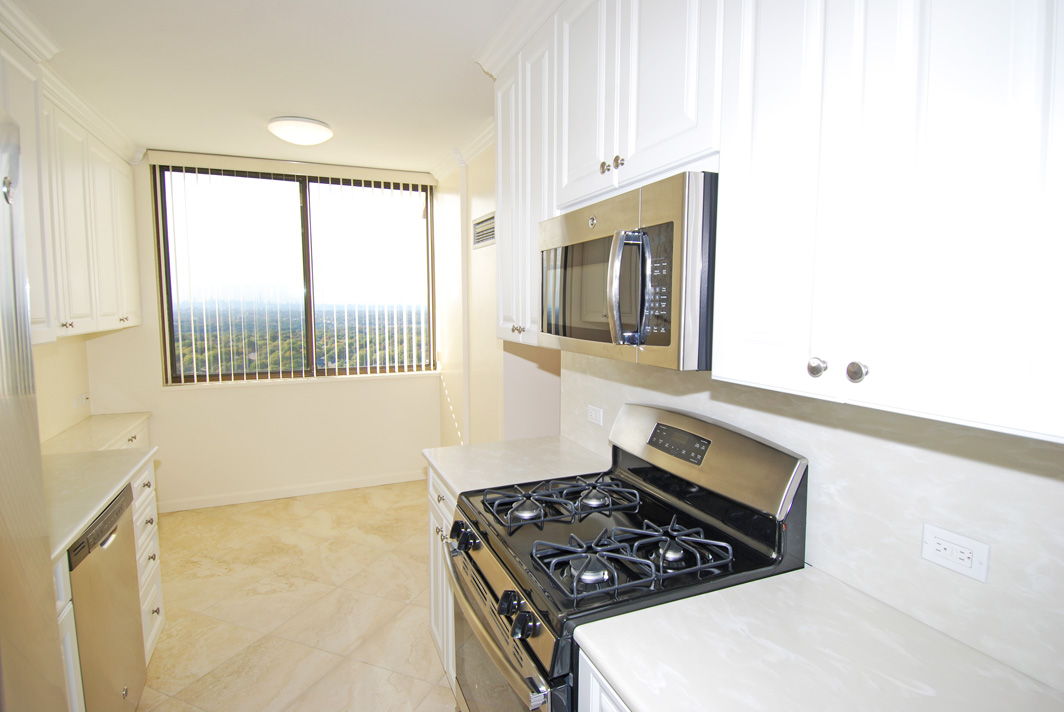 North Shore Towers Apt.