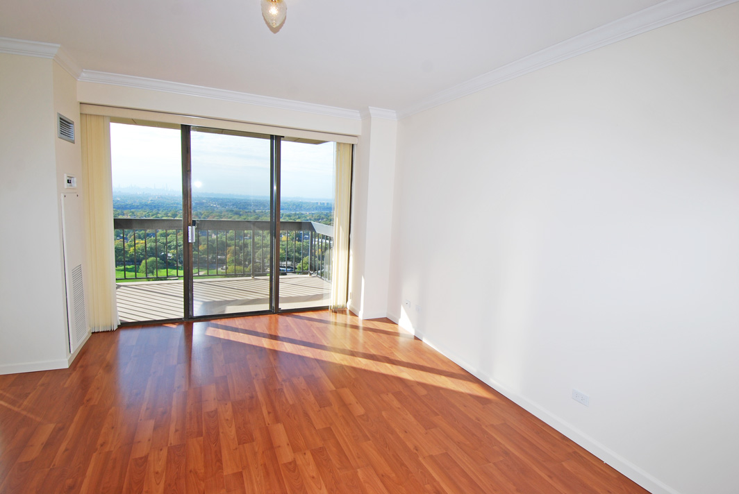 North Shore Towers Apt.