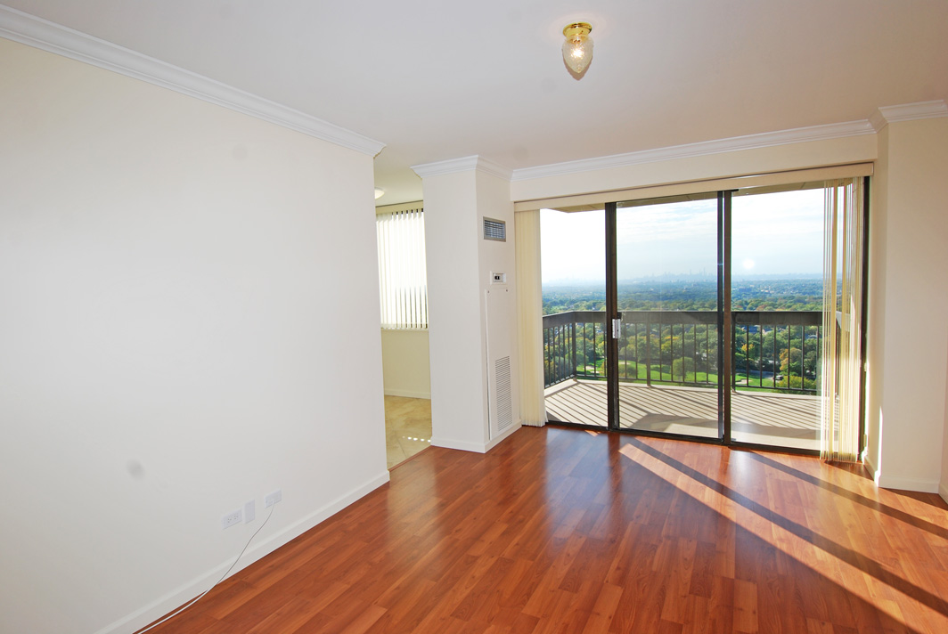 North Shore Towers Apt.