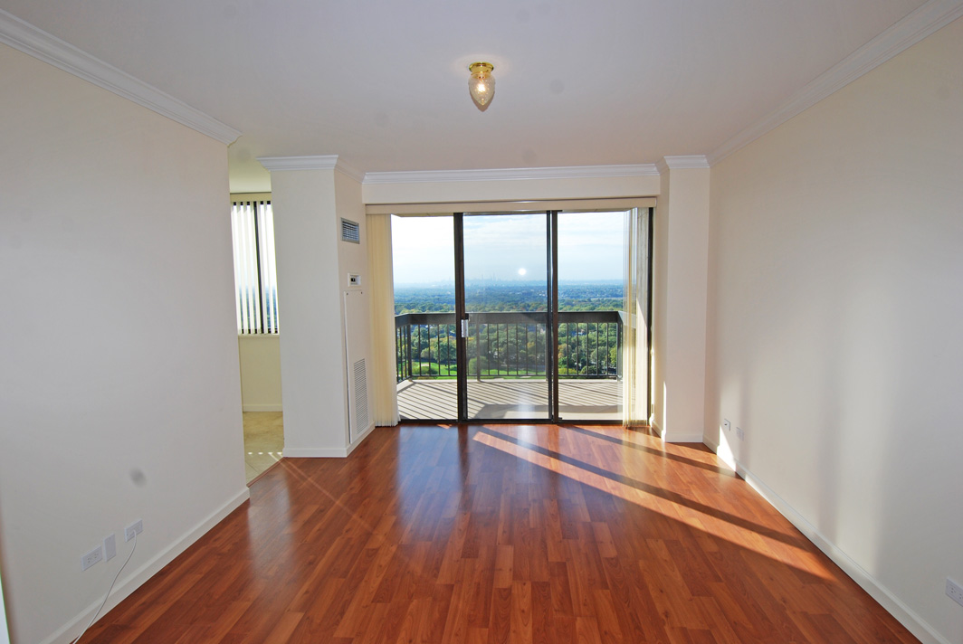 North Shore Towers Apt.