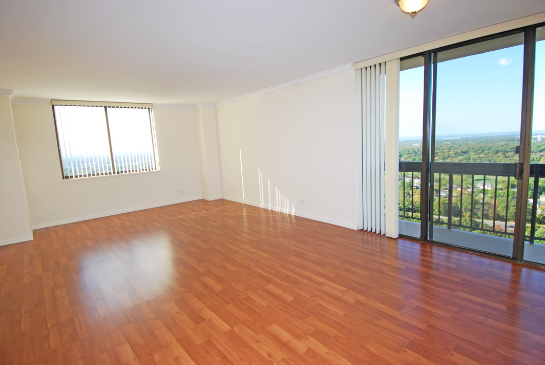 North Shore Towers Apt.