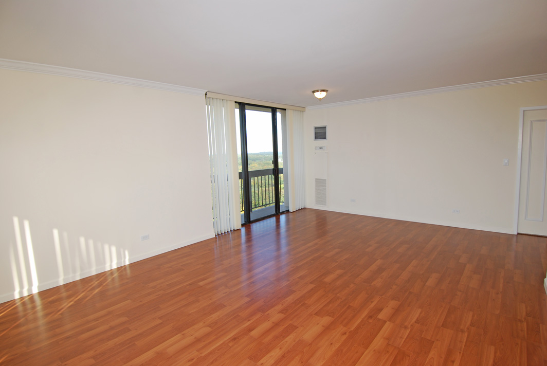 North Shore Towers Apt.