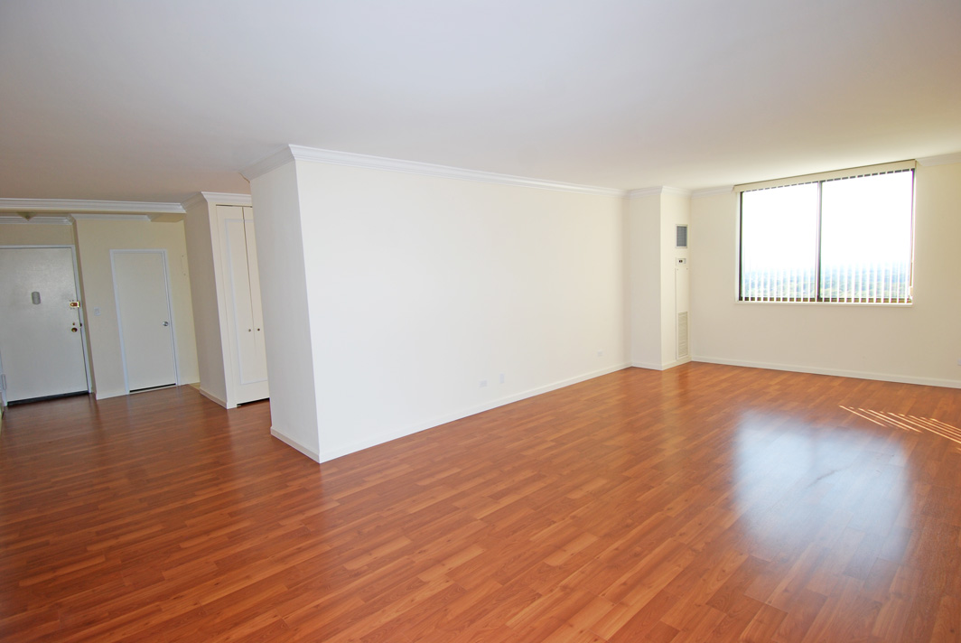 North Shore Towers Apt.