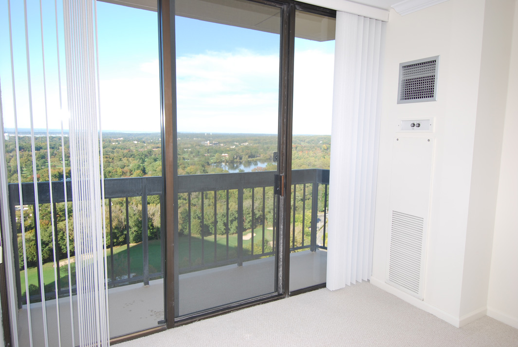 North Shore Towers Apt.