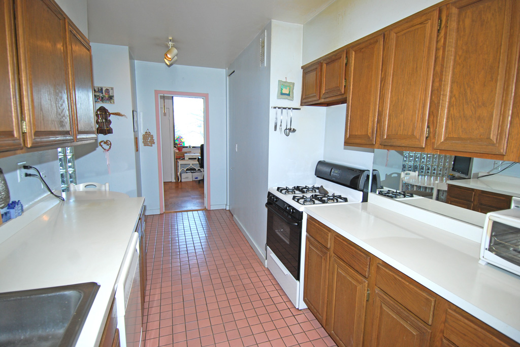 North Shore Towers Apt.