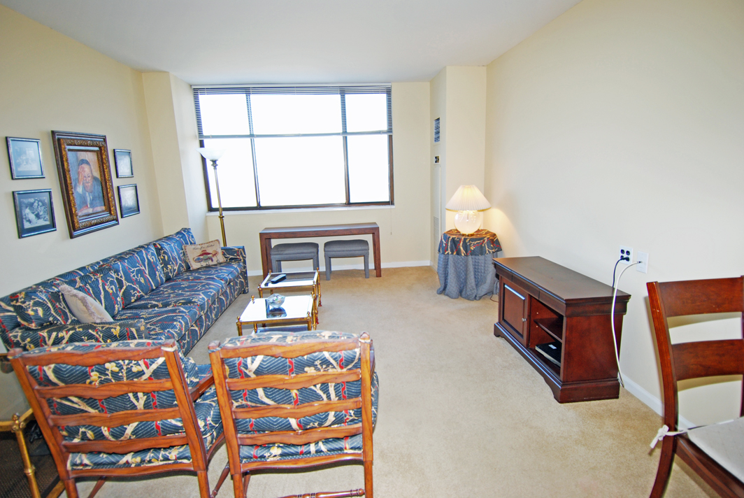 North Shore Towers Apt. 