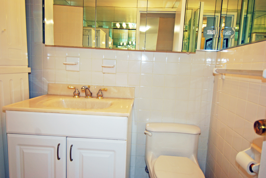 North Shore Towers Apt.