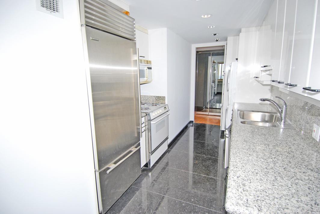 North Shore Towers Apt.