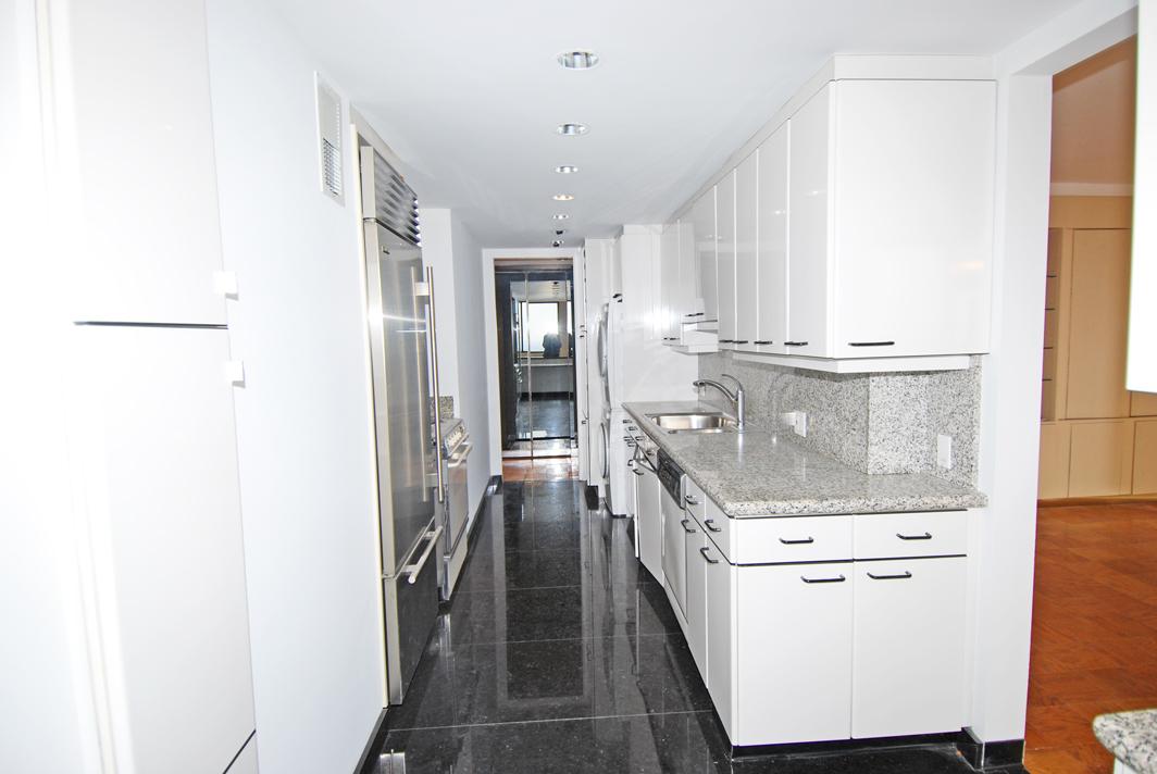 North Shore Towers Apt.