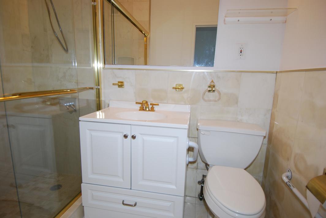 North Shore Towers Apt.