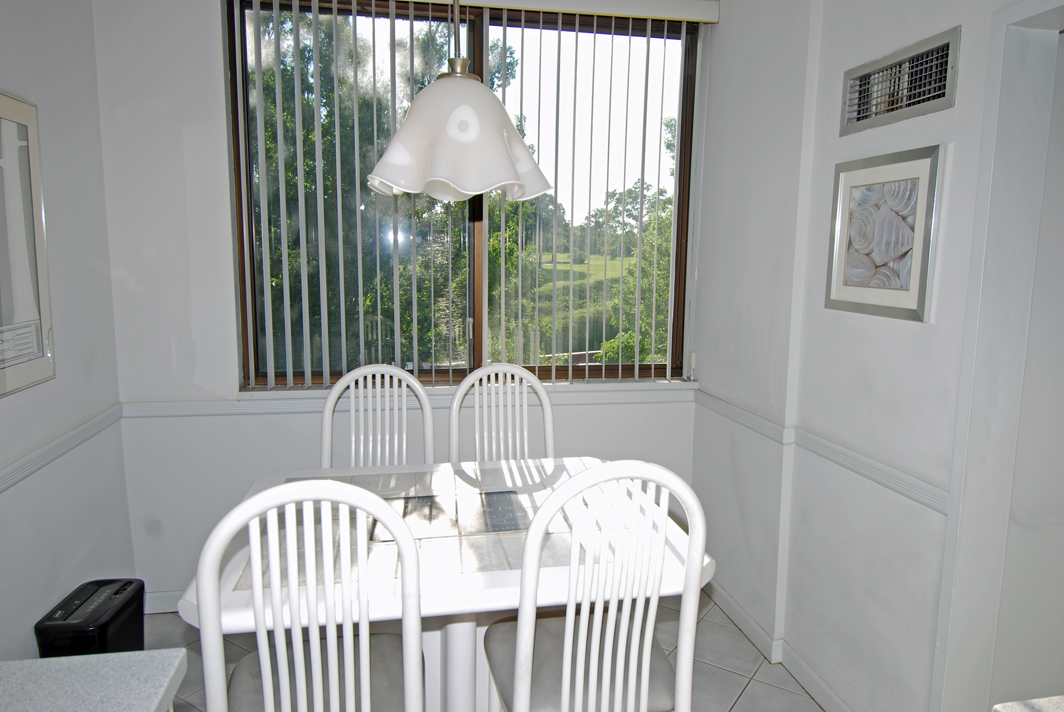 North Shore Towers Apt.