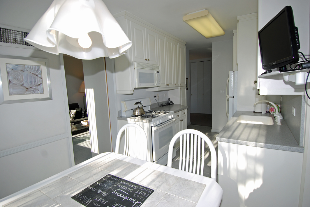 North Shore Towers Apt.