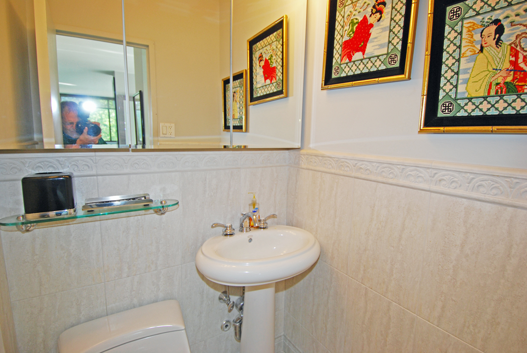 North Shore Towers Apt.