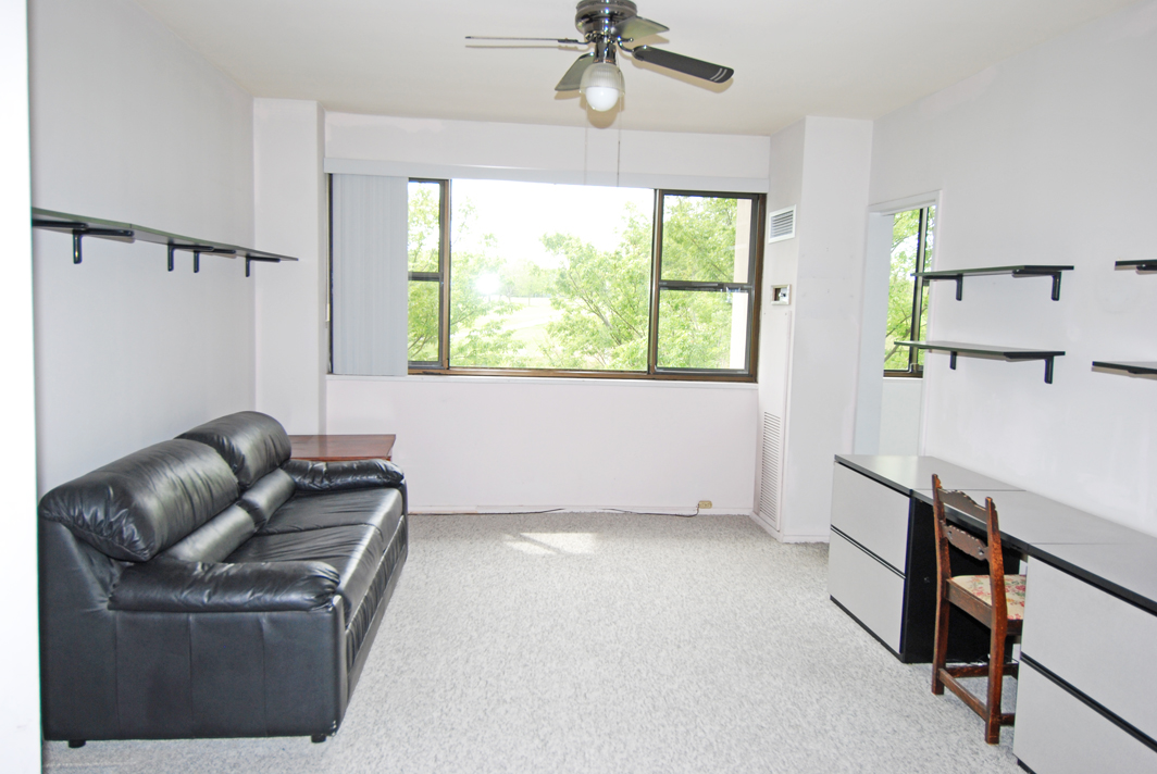 North Shore Towers Apt.