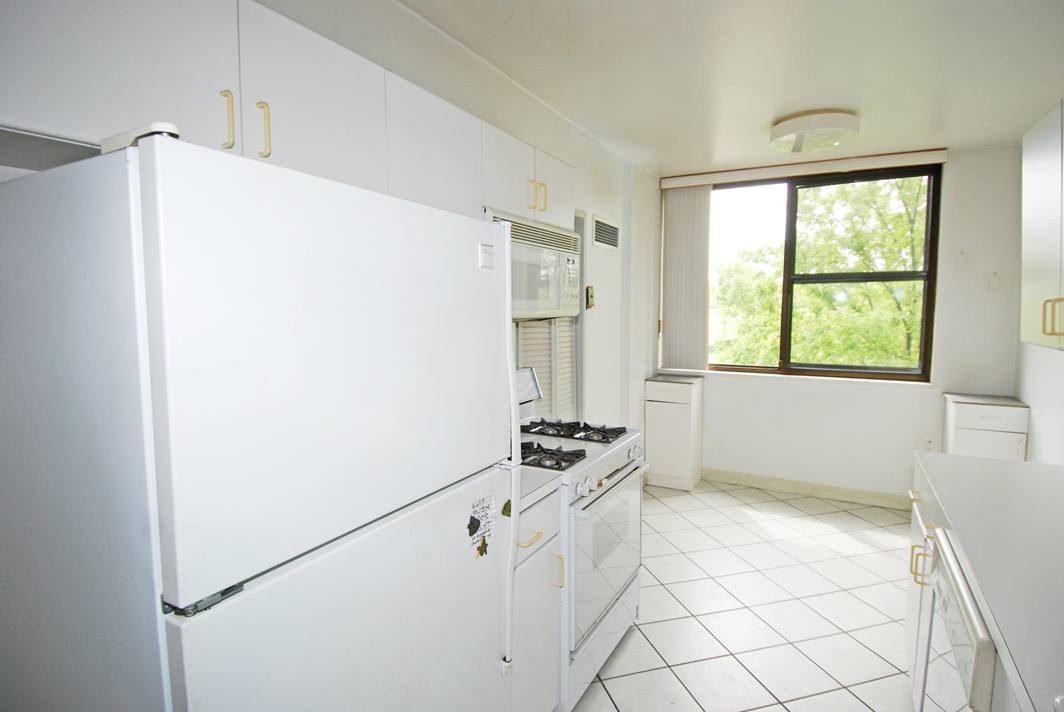 North Shore Towers Apt.