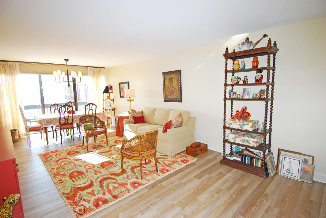 North Shore Towers Apt.