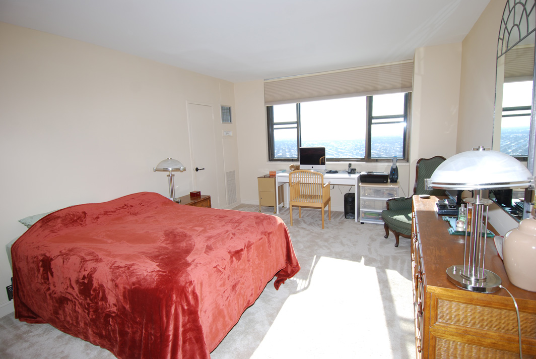 North Shore Towers Apt.