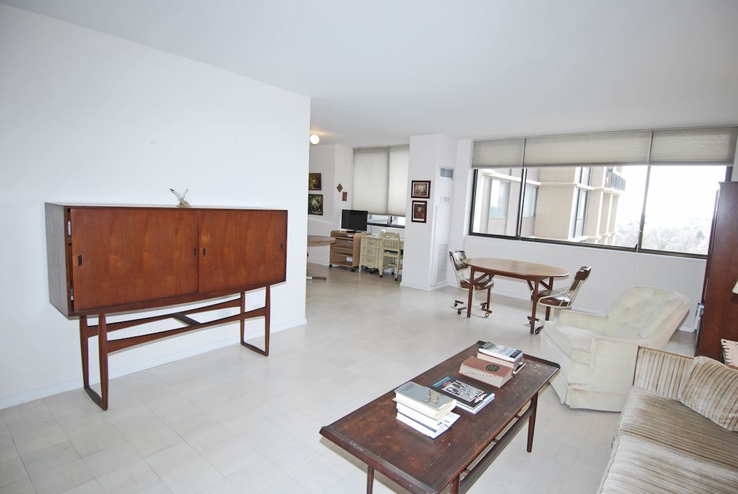 North Shore Towers Apt. 