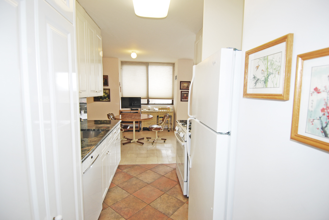 North Shore Towers Apt.