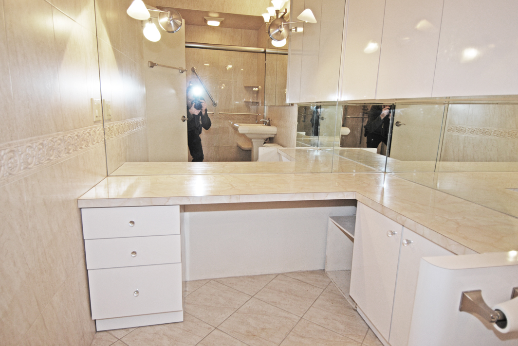 North Shore Towers Apt.