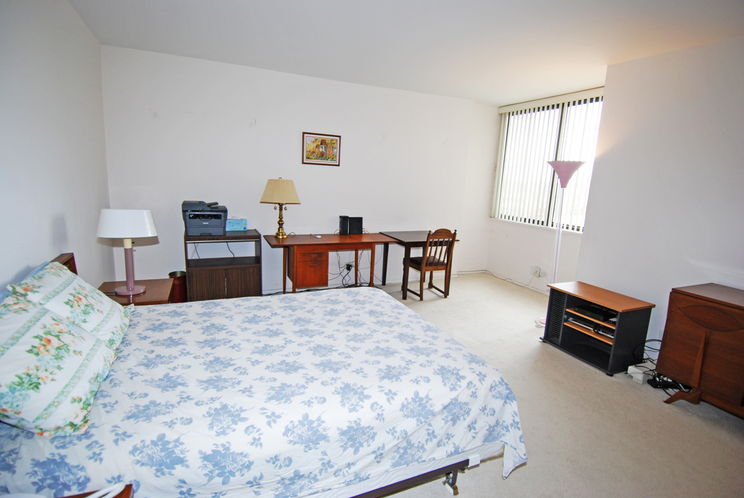 North Shore Towers Apt.