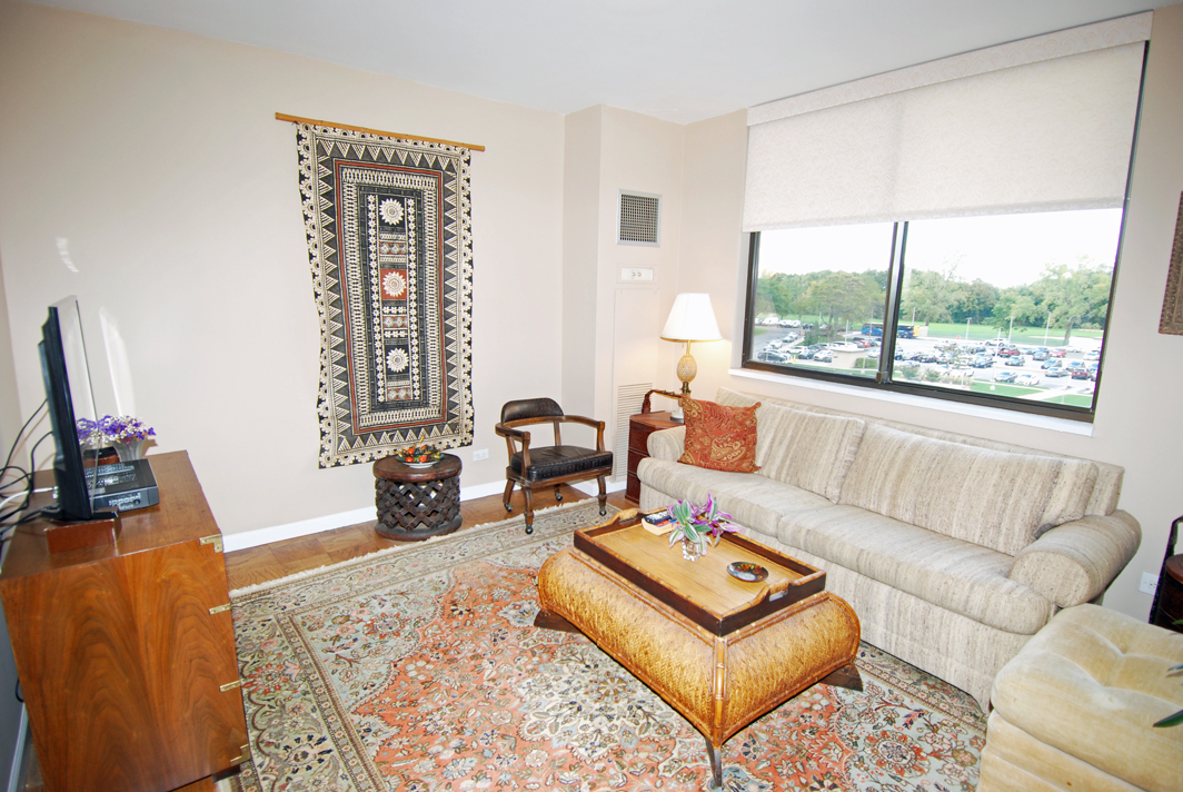 North Shore Towers Apt.