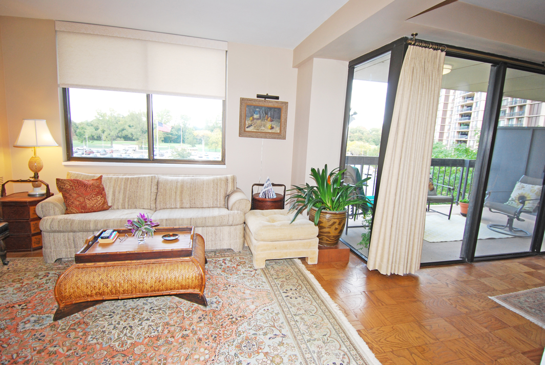 North Shore Towers Apt.