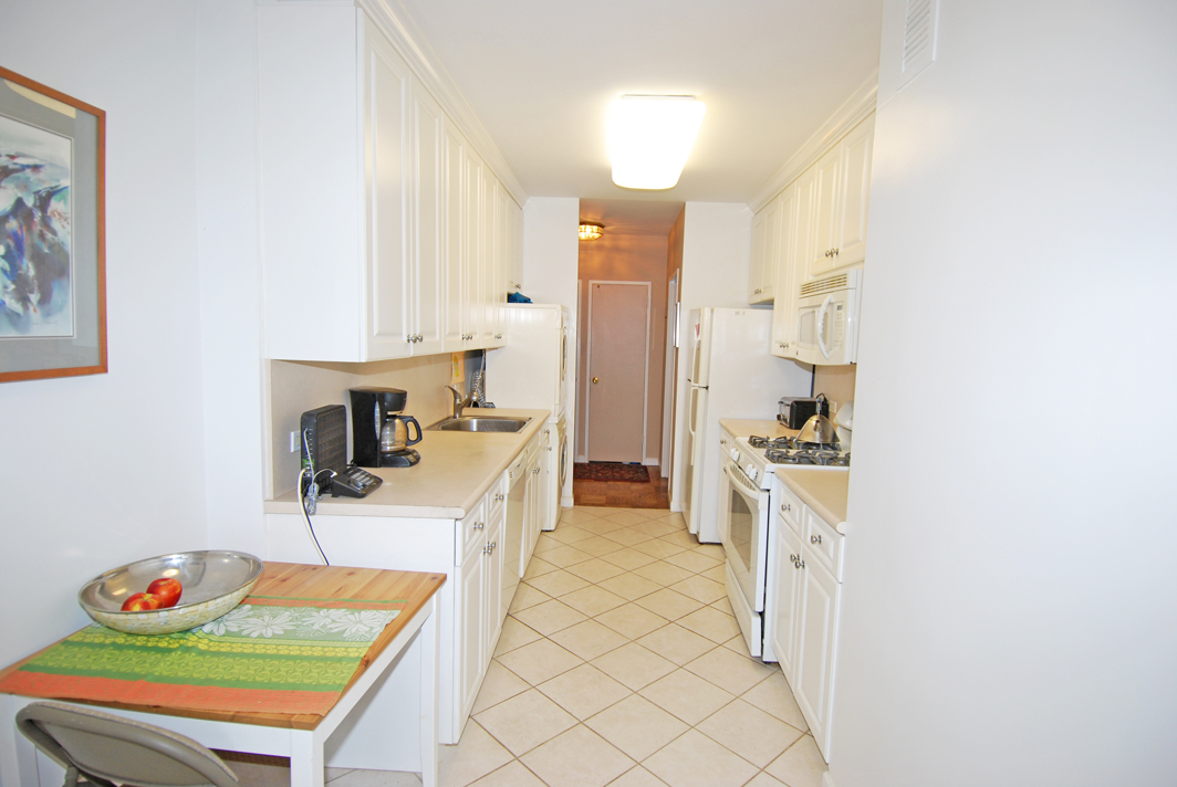 North Shore Towers Apt.