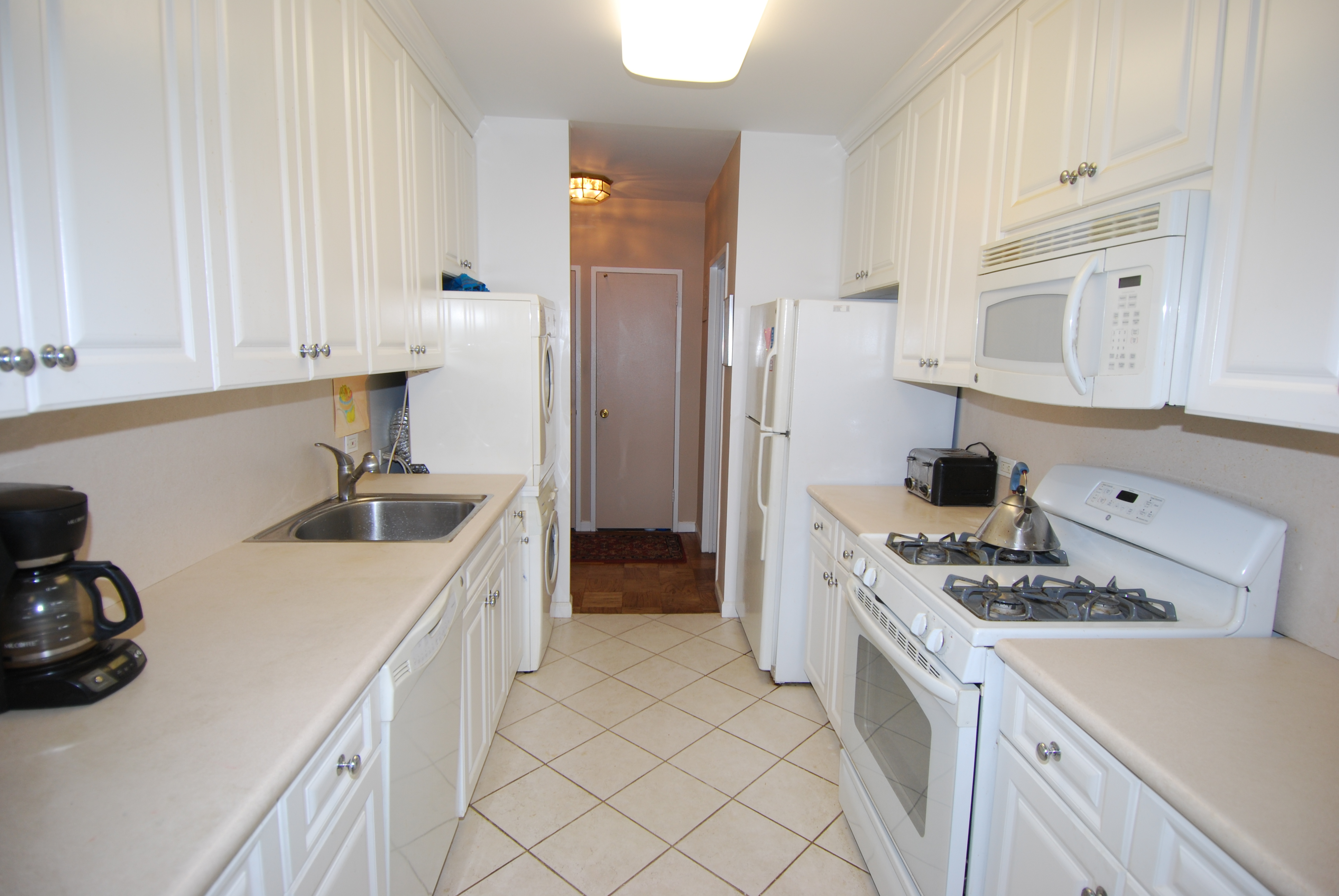 North Shore Towers Apt.