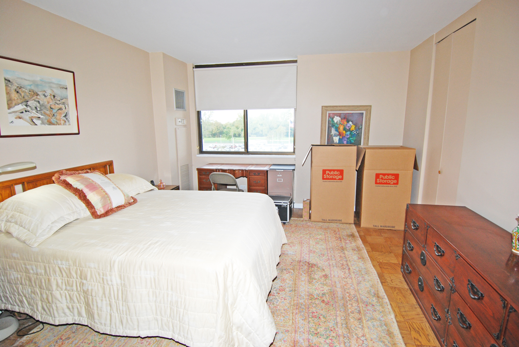 North Shore Towers Apt.