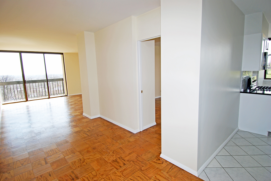 North Shore Towers Apt. 