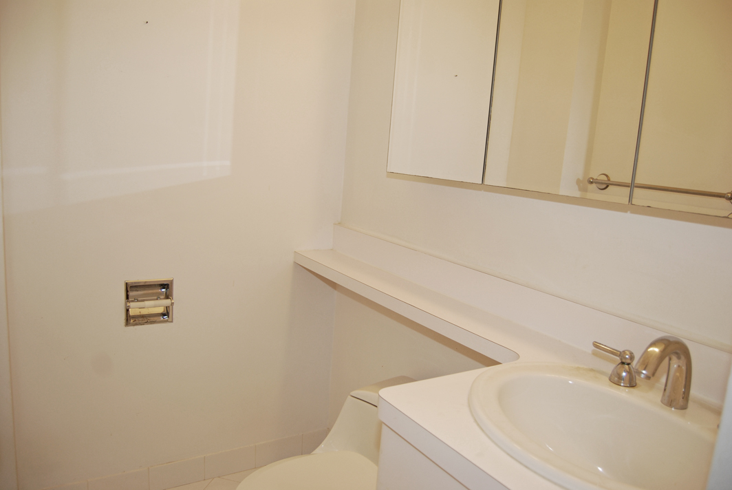 North Shore Towers Apt.