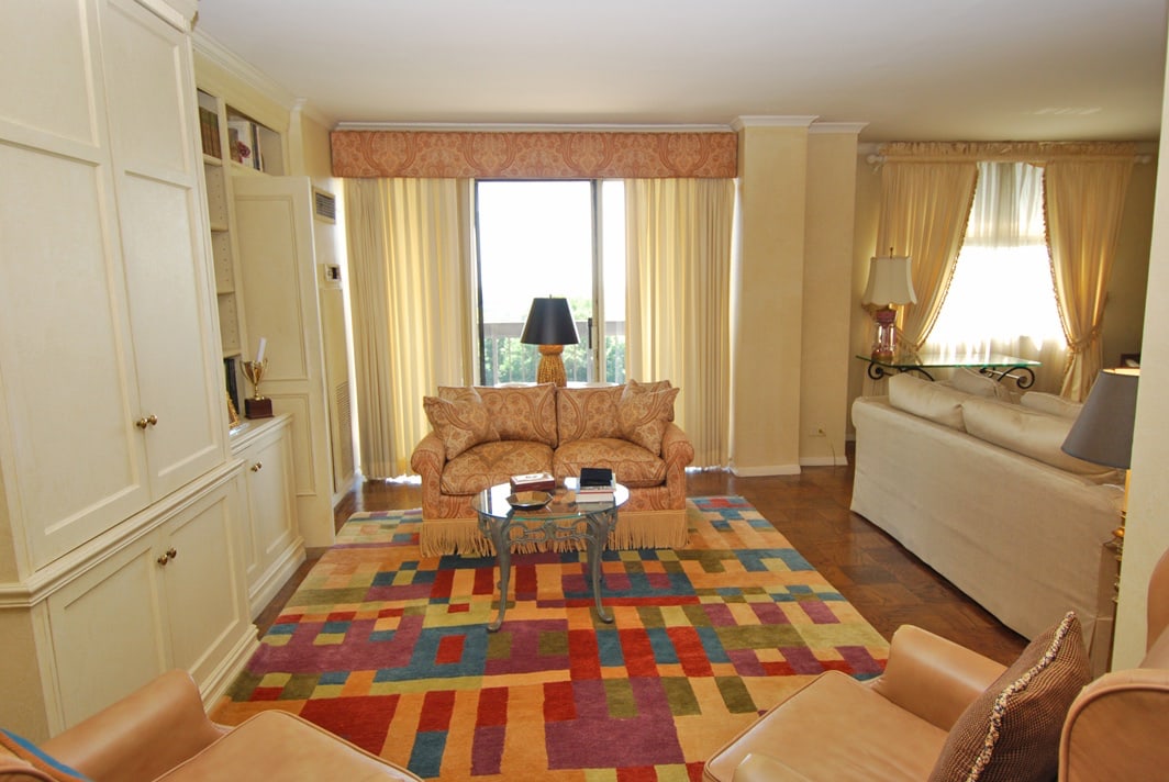 North Shore Towers Apt.