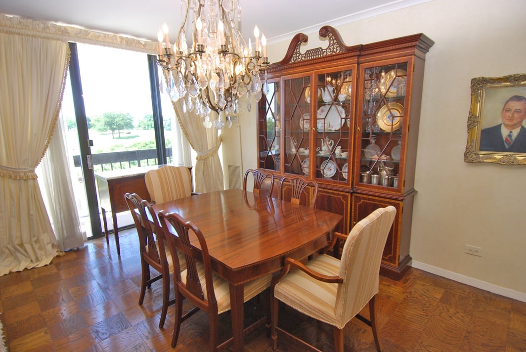 North Shore Towers Apt.