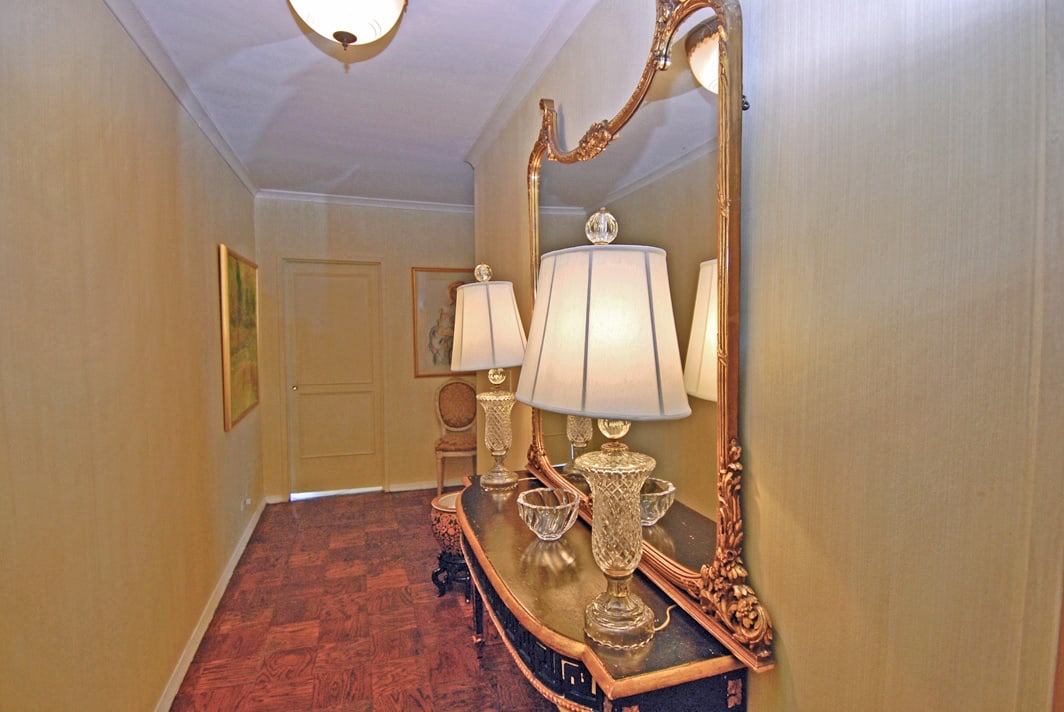 North Shore Towers Apt.